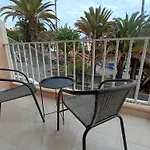 Appartamento Zola Sea View Apartment, Vistas