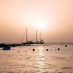 Zola Sea View Apartment, Vistas Daire *