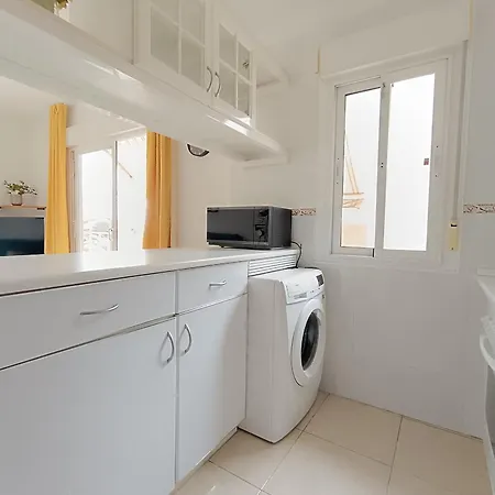 Zola Sea View Apartment, Vistas Apartmán Los Cristianos (Tenerife)